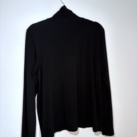 Eileen Fisher L Black Long Sleeve Turtleneck Top Quiet Luxury Sleek Chic Stretch - Picture 8 of 10